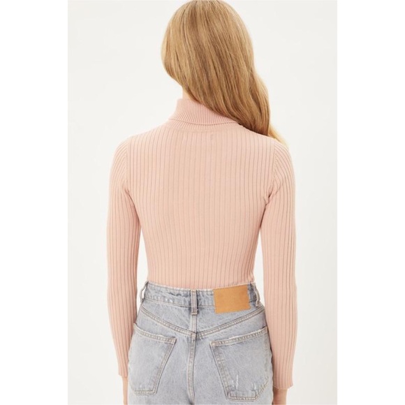 Ivory Turtle Neck Bodysuit - Picture 5 of 6